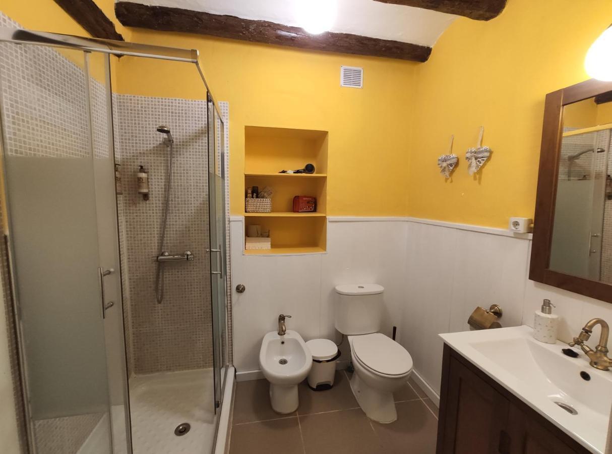 L'Agulla Prohibida Cornudella de Montsant Exterior foto